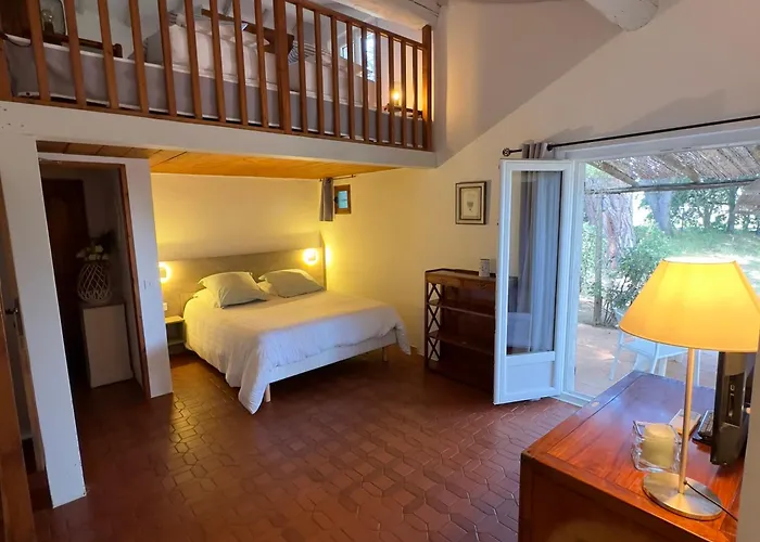 Lei Souco Bed & Breakfast