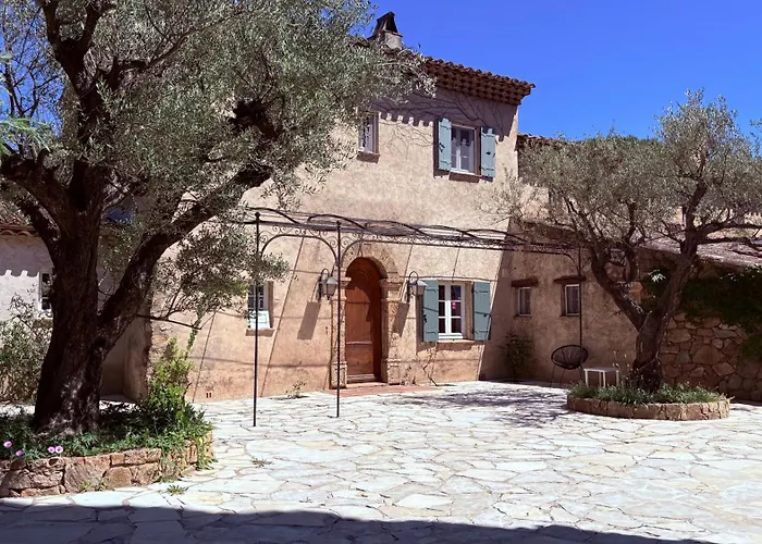 Lei Souco Bed & Breakfast