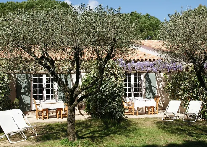 Lei Souco Bed & Breakfast 4*