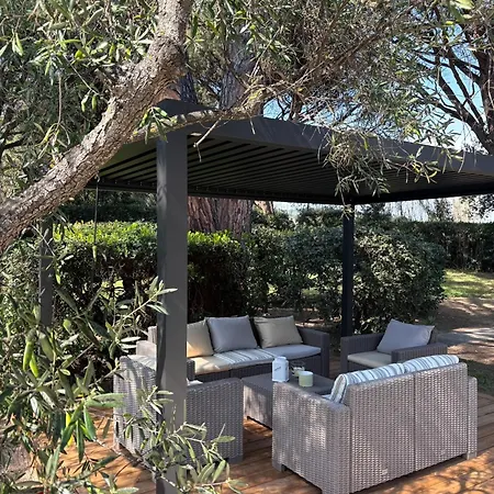 Lei Souco Bed & Breakfast 4*