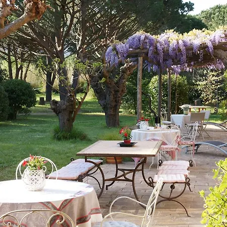 Lei Souco Bed & Breakfast 4*